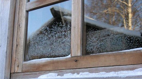 ¿Cómo aislar ventanas de madera para el invierno? Brevemente sobre lo principal