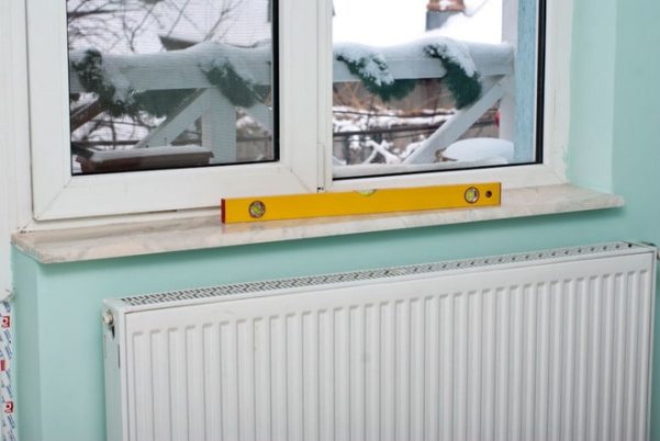 Cómo instalar el alféizar de la ventana de PVC