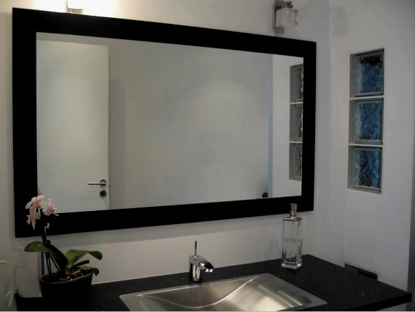 Espejo monitor de baño