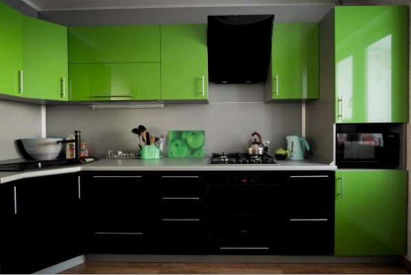 Verde y negro en la cocina