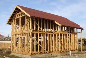Casa de marco: pros y contras, tecnología de construcción, reseñas de residentes
