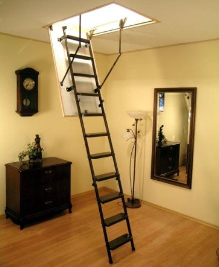 Escaleras buhardilla: abatibles y correderas. ¿Cómo hacer una escalera al ático con tus propias manos?