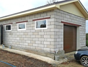 Garaje de bloques de espuma de bricolaje: construcción, precio y cálculo de materiales