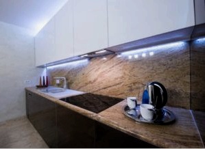 Cómo implementar la iluminación en la cocina: 4 consejos para elegir y colocar lámparas