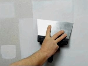 Cómo pegar papel tapiz en paneles de yeso (30 fotos): prepare la superficie