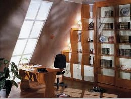 Diseño del hogar (36 fotos): una habitación en un apartamento común, un apartamento con un ventanal, una habitación con techo inclinado