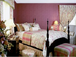 Diseño de dormitorio en Jruschov (36 fotos). Estilos de interior. Techo e iluminación. La elección de los muebles. Decoración de ventana