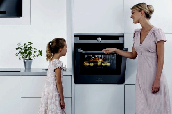 Cinco criterios para elegir hornos eléctricos empotrados.