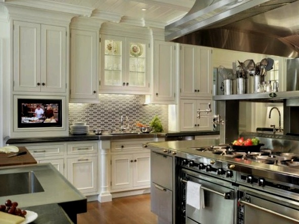 Diseño de cocina blanca: fotos de interiores de cocina reales en tonos blancos.