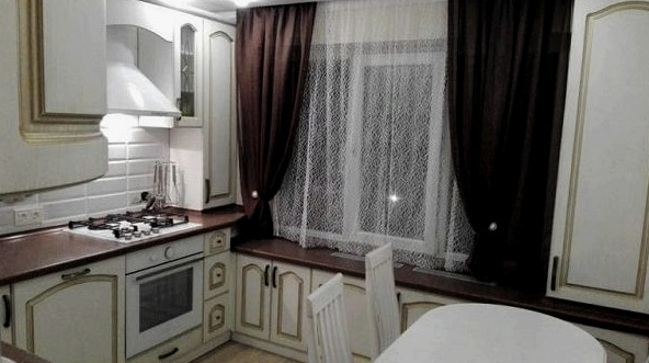 Cómo decorar ventanas en una cocina de estilo provenzal: tipos de cortinas y diseños fotográficos