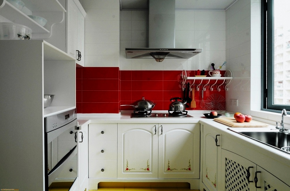 Cocina pequeña: diseño y distribución, elección de color y estilo.