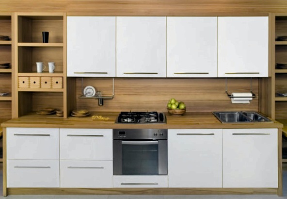 El ancho y la altura del delantal en la cocina: estándares dimensionales.