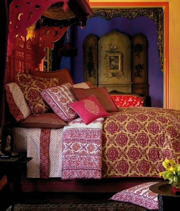 Dormitorio en estilo oriental: características de diseño elegante.