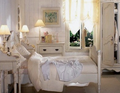 Dormitorio de estilo provenzal: una combinación de simplicidad y elegancia