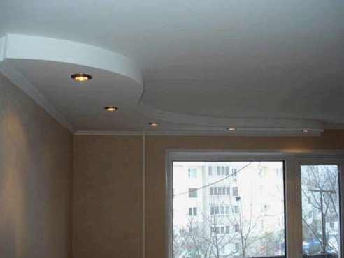 Paneles de yeso en el dormitorio: opciones para usar material de construcción para crear un interior atractivo