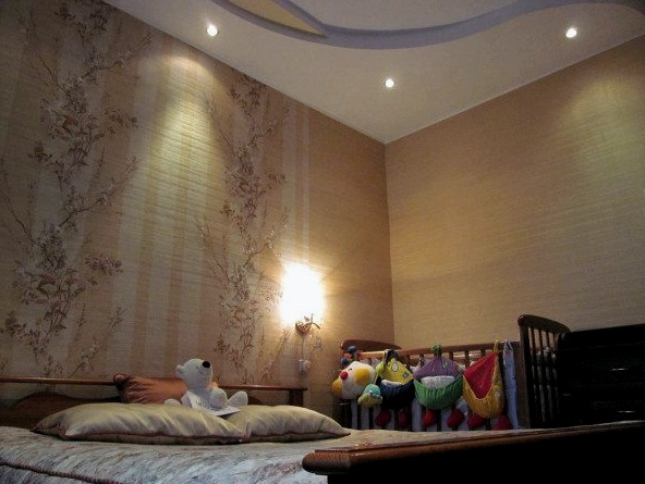 Dormitorio con cuna - características de diseño