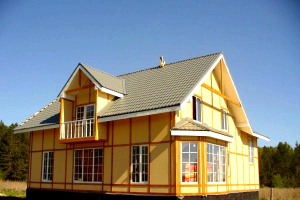 ¿Cuáles son los precios actuales para la construcción de casas de marco?