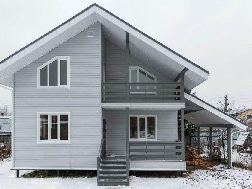 Las mejores opciones para terminar la fachada de una casa de marco: nuestra selección