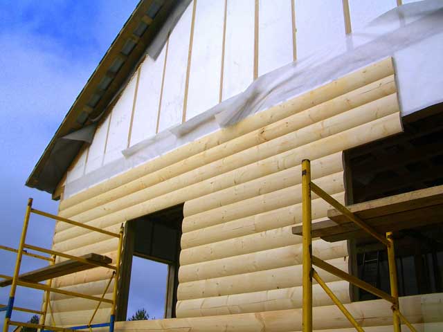 Construimos una casa de marco escandinavo por nuestra cuenta o con la ayuda de constructores