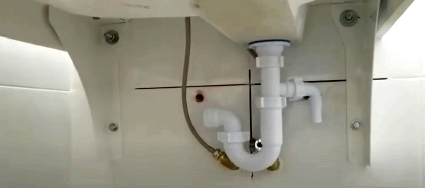 Instalación del fregadero sobre la lavadora