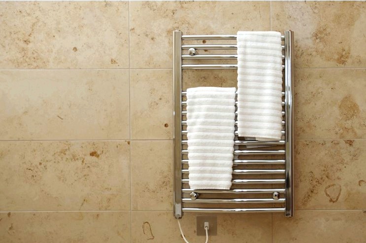 Cómo instalar el toallero calefactable con sus propias manos