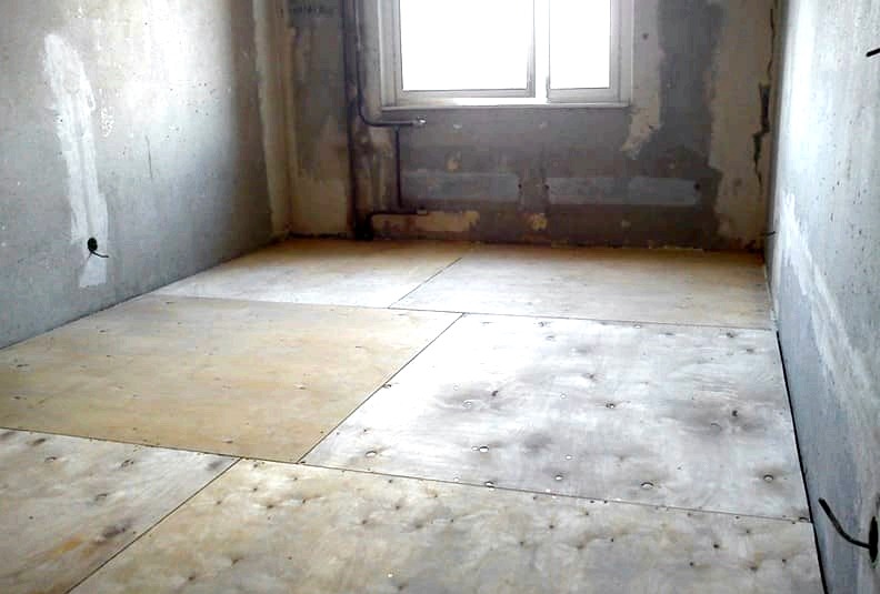 Aislamiento acústico del piso en el apartamento: la elección del material y las reglas de instalación.