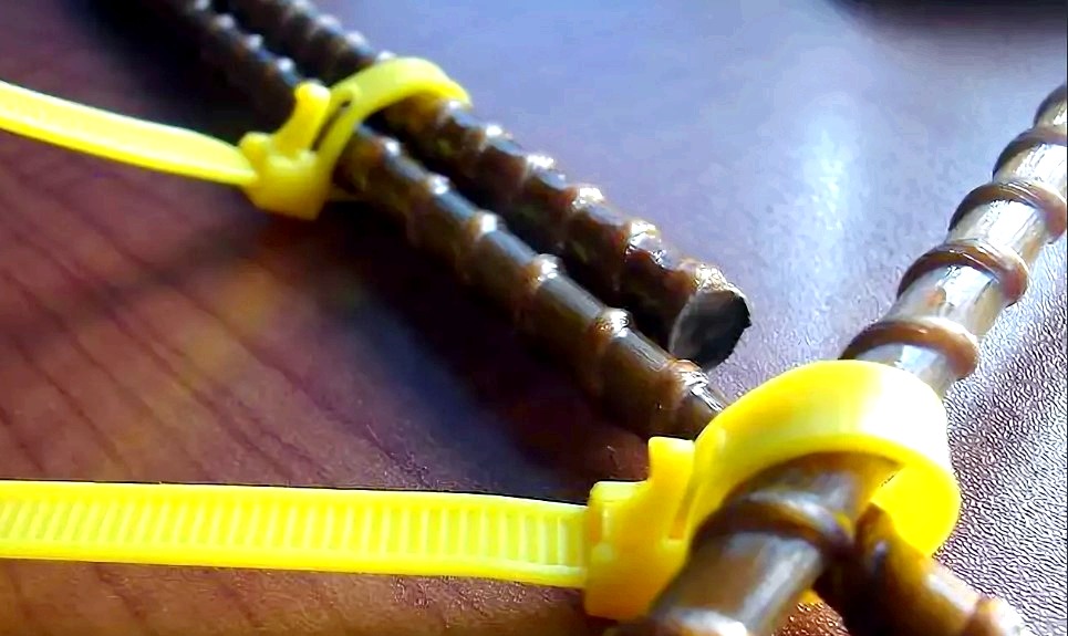 Cómo tejer barras de refuerzo con un ganchillo y una pistola: esquemas y normas actuales