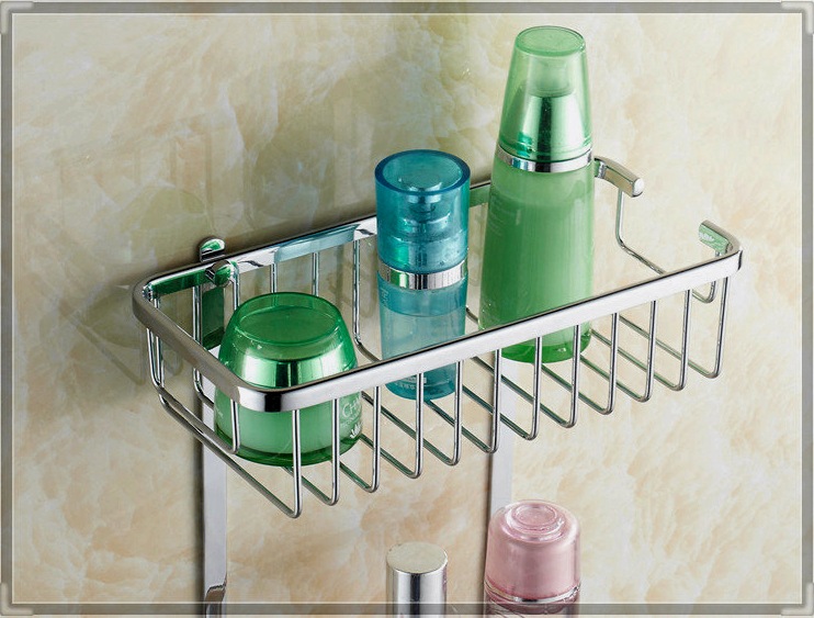 Tipos y recomendaciones de estantes de baño cromados
