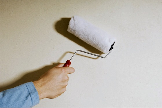 Masilla de yeso para pintura y papel tapiz: tecnología, sellado de juntas y esquinas.