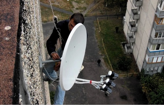 Autoinstalación de una antena parabólica: montaje, conexión, alineación